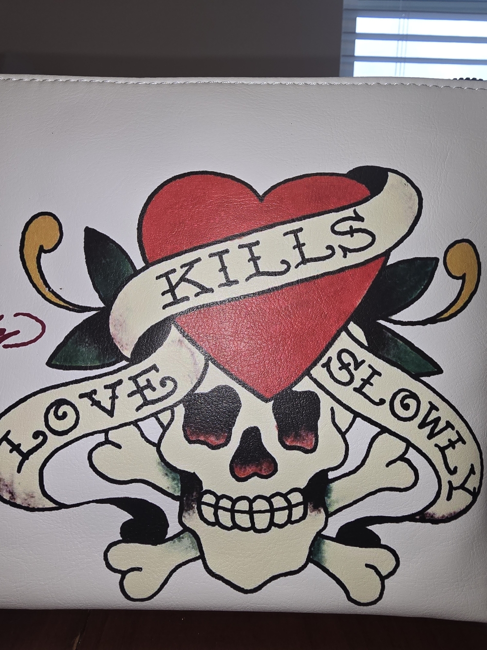 🌼 Ed Hardy NWT White Tattoo-Print Zip Pouch with Red Heart & Green Accents - Picture 3 of 7